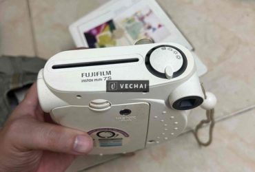 Xác máy ảnh fujifilm instax mini 7s đủ hộp còn đẹp