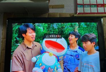 Tivi LCD Samsung 32 inch như hình vẫn hoạt động