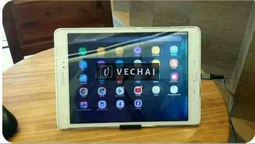 Xác samsung tab a P555