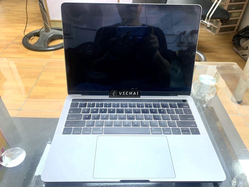 Macbook Pro A1706 hư main bán xác