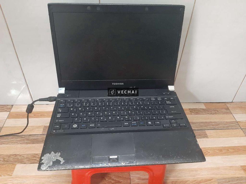 Bán xác laptop Toshiba crei5 PROTEGER70