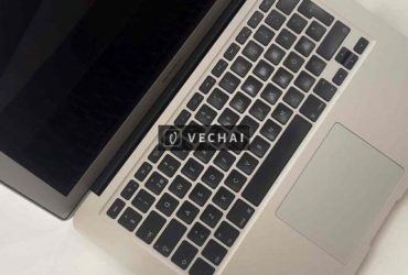 macbook pro rớt cấn bể màn bán xác