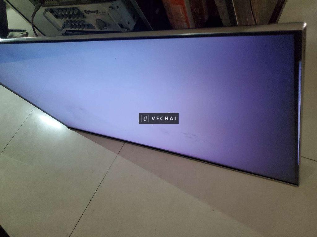 Xác tivi đời mới, 49 inch, Panasonic. TÂN PHÚ HCM