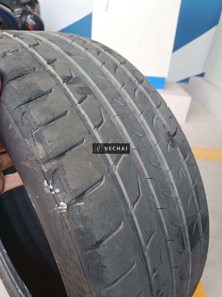 Lốp Continental 215/45R18 MaxContact MC6