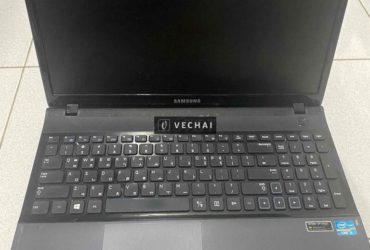 Cần bán xác laptop Samsung