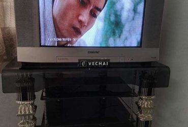 Bán tivi sony+ kệ đựng tivi