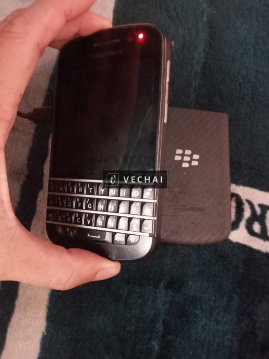 Xác Blackberry Q10 Chớp Đèn Đỏ