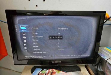 tivi lcd Samsung 22 inch như hình