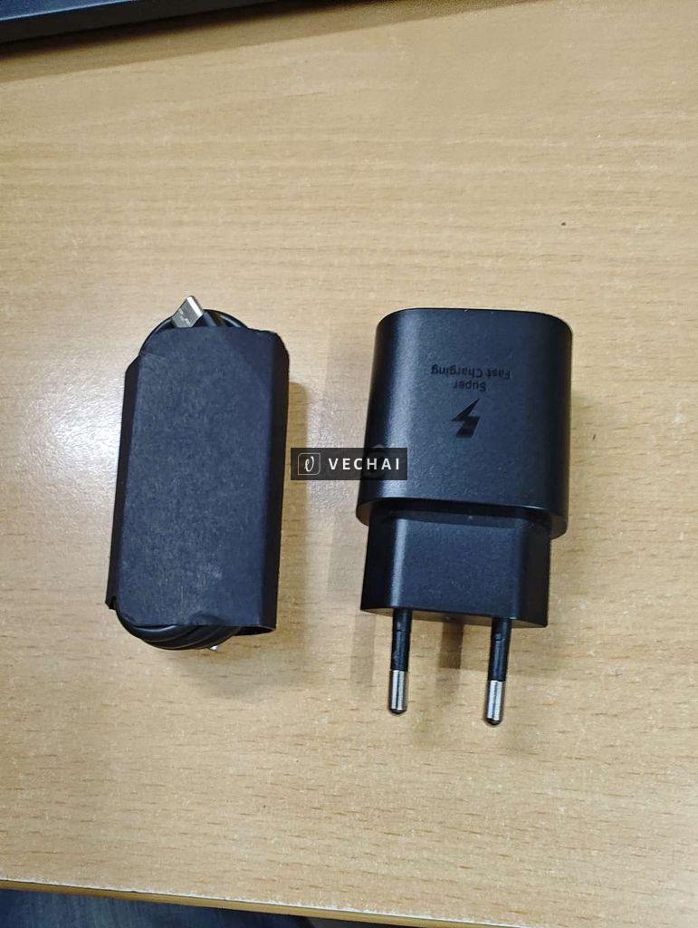 Sạc nhanh C to C 25W samsung. Mới sử dụng ít