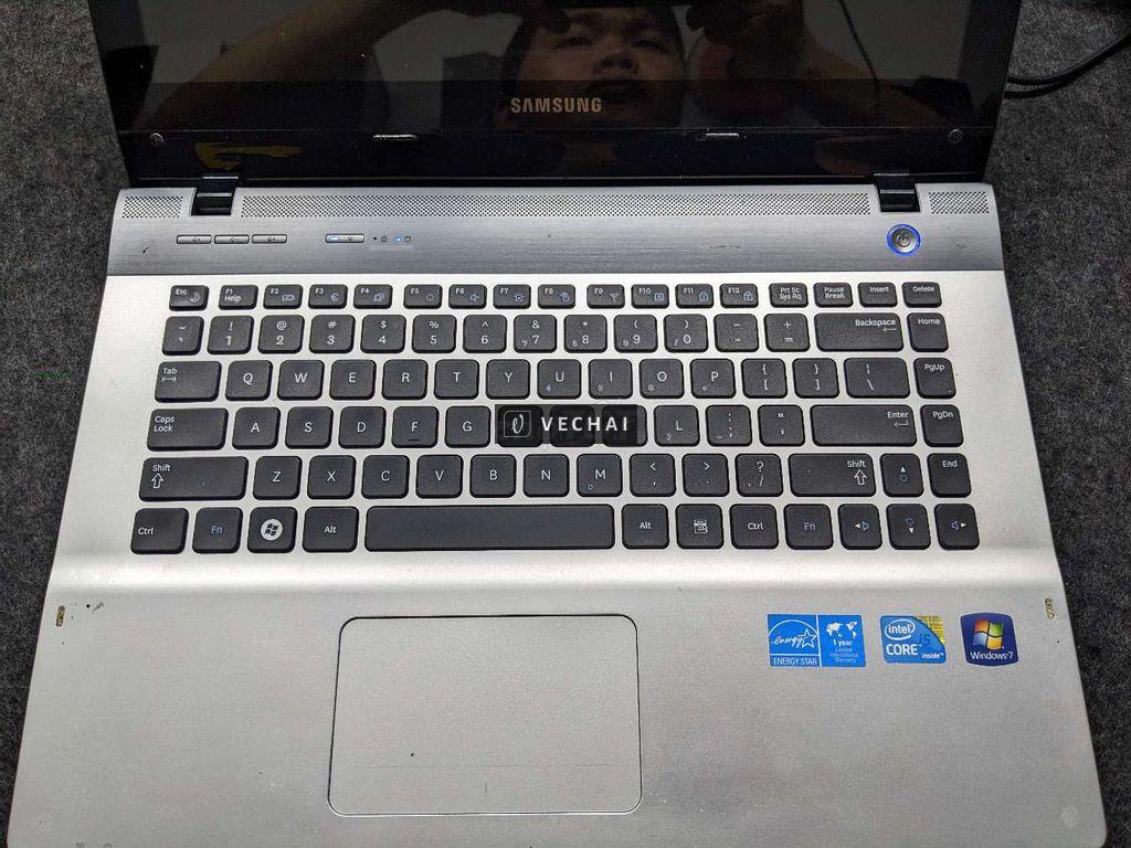 Xác sống Laptop.