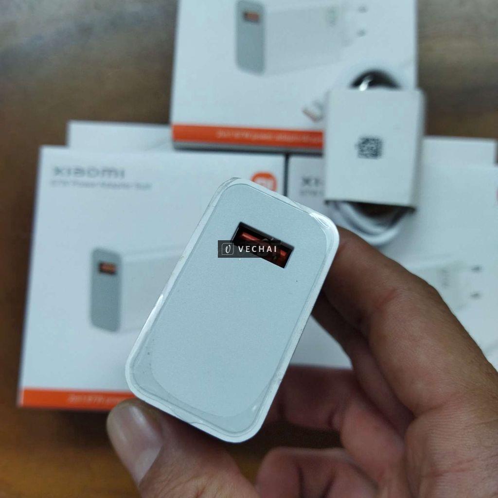 Sạc Xiaomi 67w new fullbox bh 1 năm.