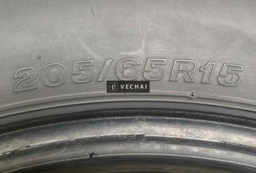 vỏ lốp xe 205/65R/15 cũ lướt