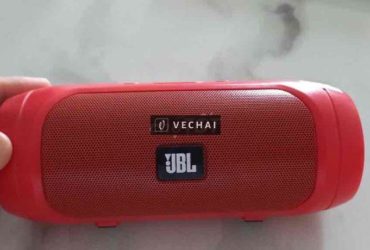 cần bán loa JBL bluetooth