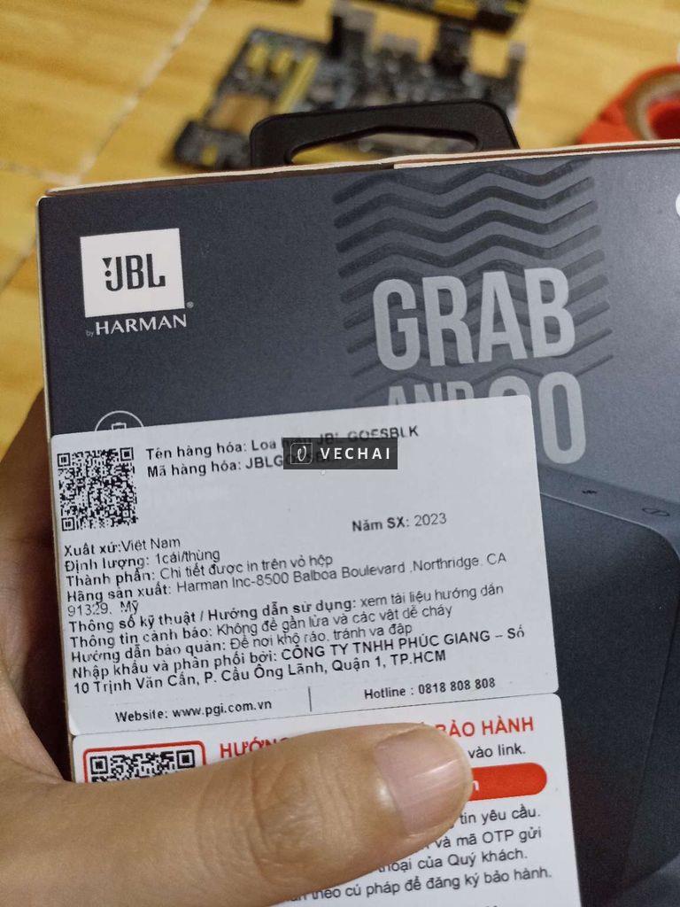 Thanh lý loa bluetooth JBL