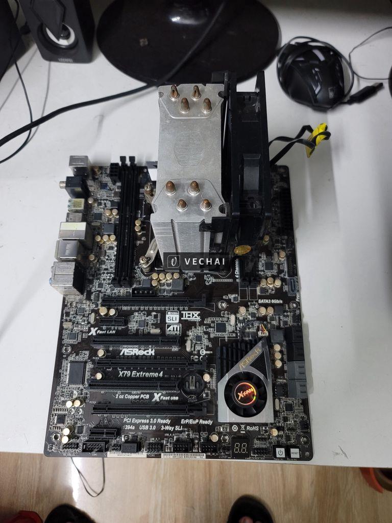 Xác combo Asrock X79 kèm CPU xeon + Tản Coole