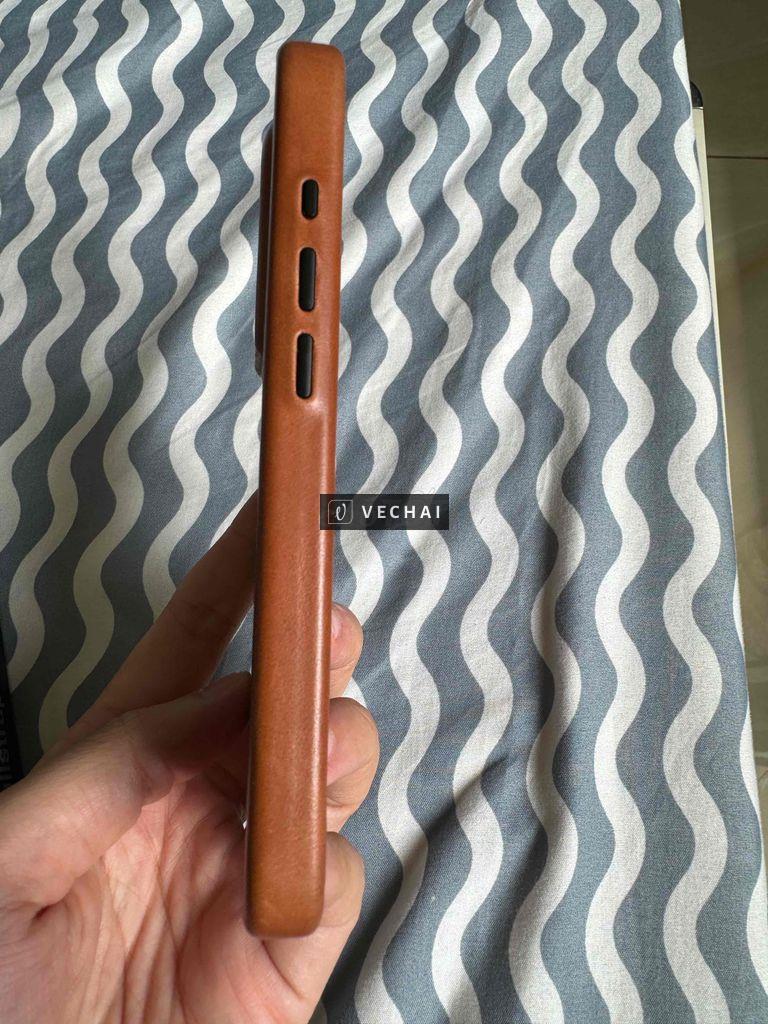 bao da bullstrap iphone 15pro