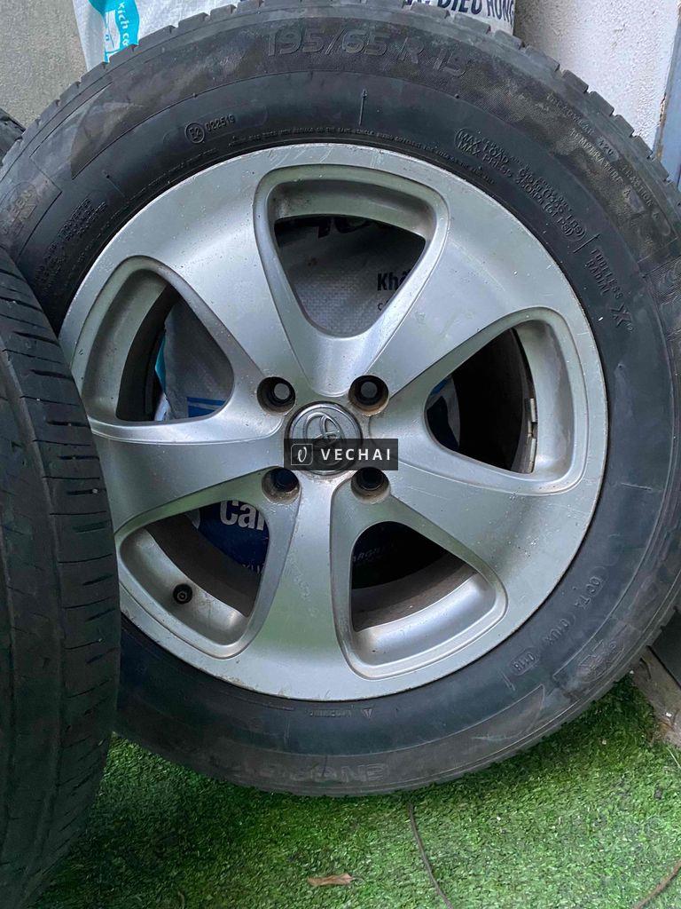 4 mâm vỏ 195/65R15