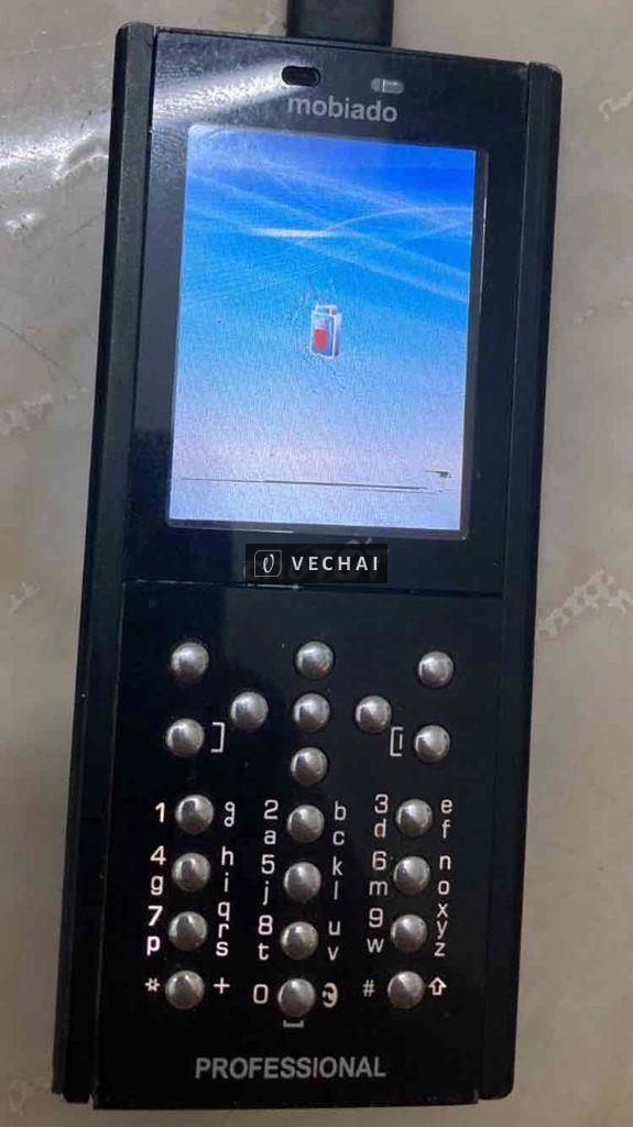 Xác zin mobiado nokia 105 ko pin ko kính sau