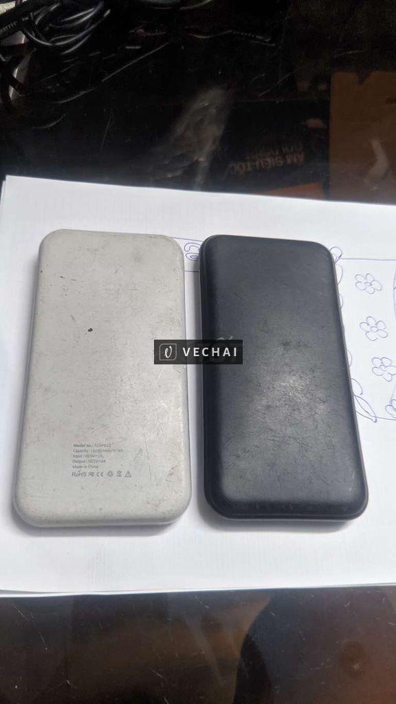 Xác 2 cục sạc dự phòng 10000mah bị phồng