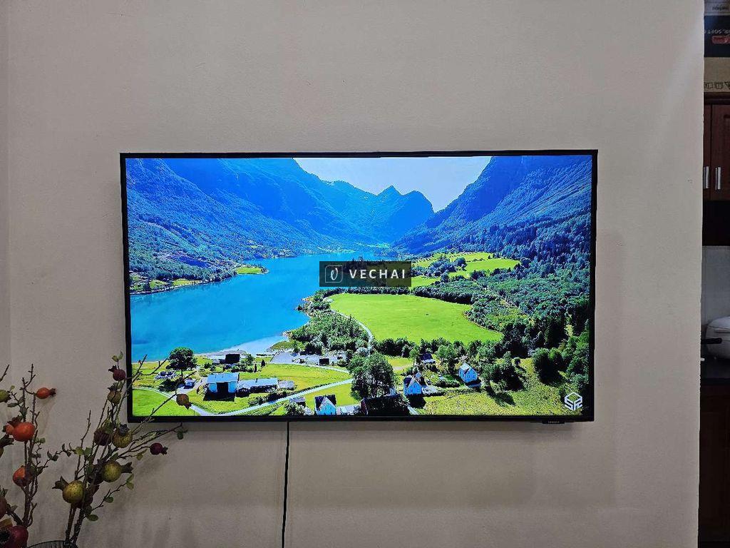 Tivi Samsung 43 Inches Crystal UHD AU8000