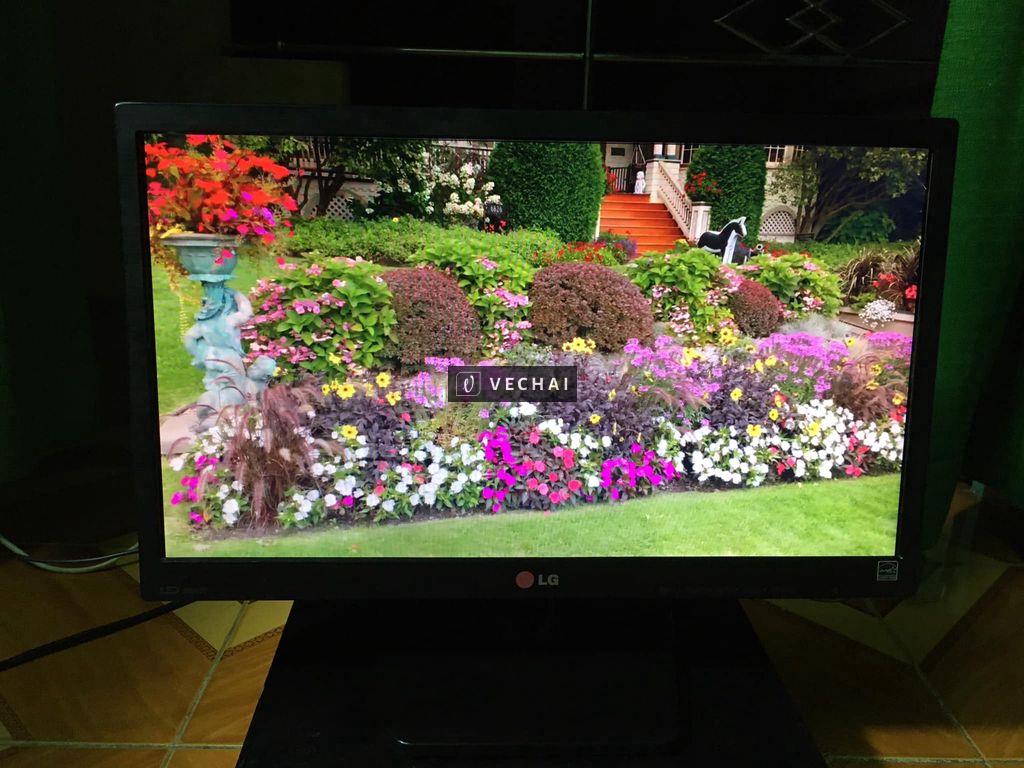 Màn led LG 20 inch đẹp long lanh như mới