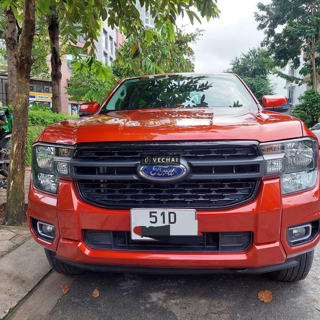 Đèn pha, đèn hậu Ford ranger 2023