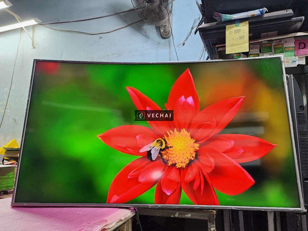 Smart Tivi Samsung Cong 4K 55 inch NU7500. Blutoot