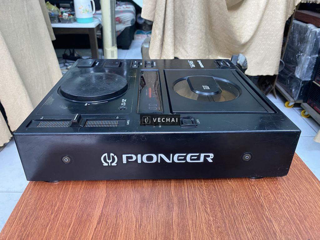 CD PIONEER CDJ~3O made in Japan