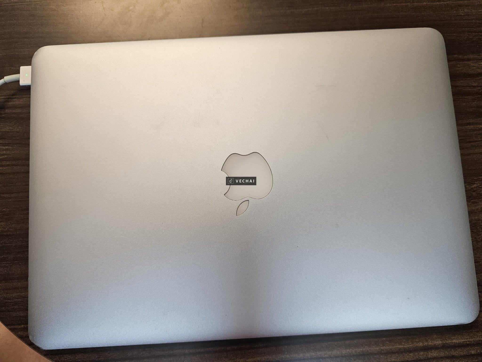 Macbook Air 2015 13" i5/4/128gb thanh lý