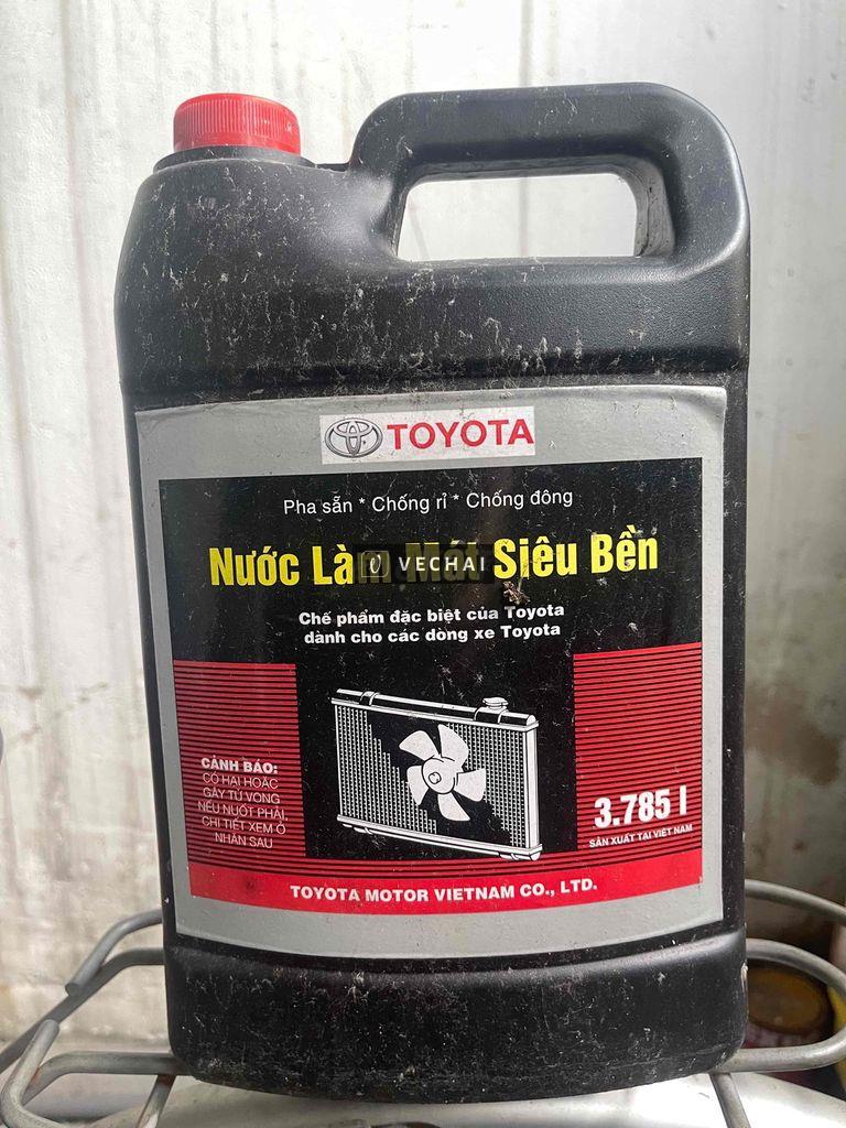 Nước làm mát xe ô tô TOYOTA thanh lý