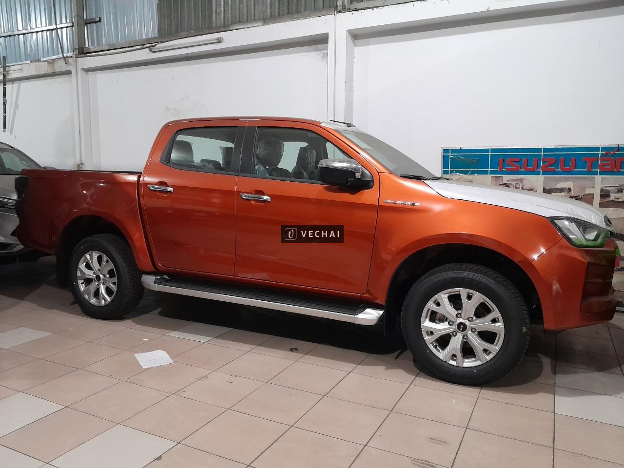 Isuzu Dmax Hilander – 2023 – Màu Cam