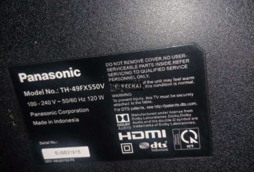 Bán xác tivi panasonic 49fx550 bị sọc màn hình