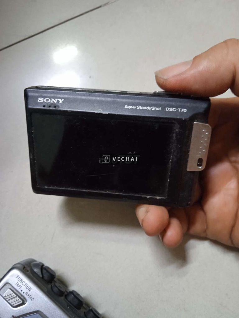 Bám máy ảnh Sony và cassette sony