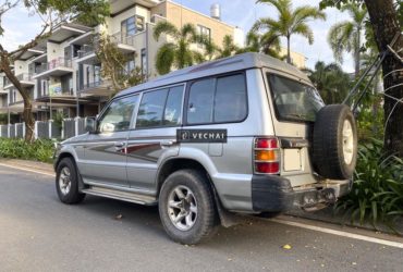 Bán pajero máy 2.4 đời 1996