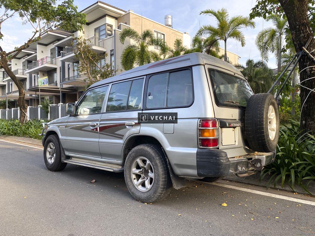 Bán pajero máy 2.4 đời 1996