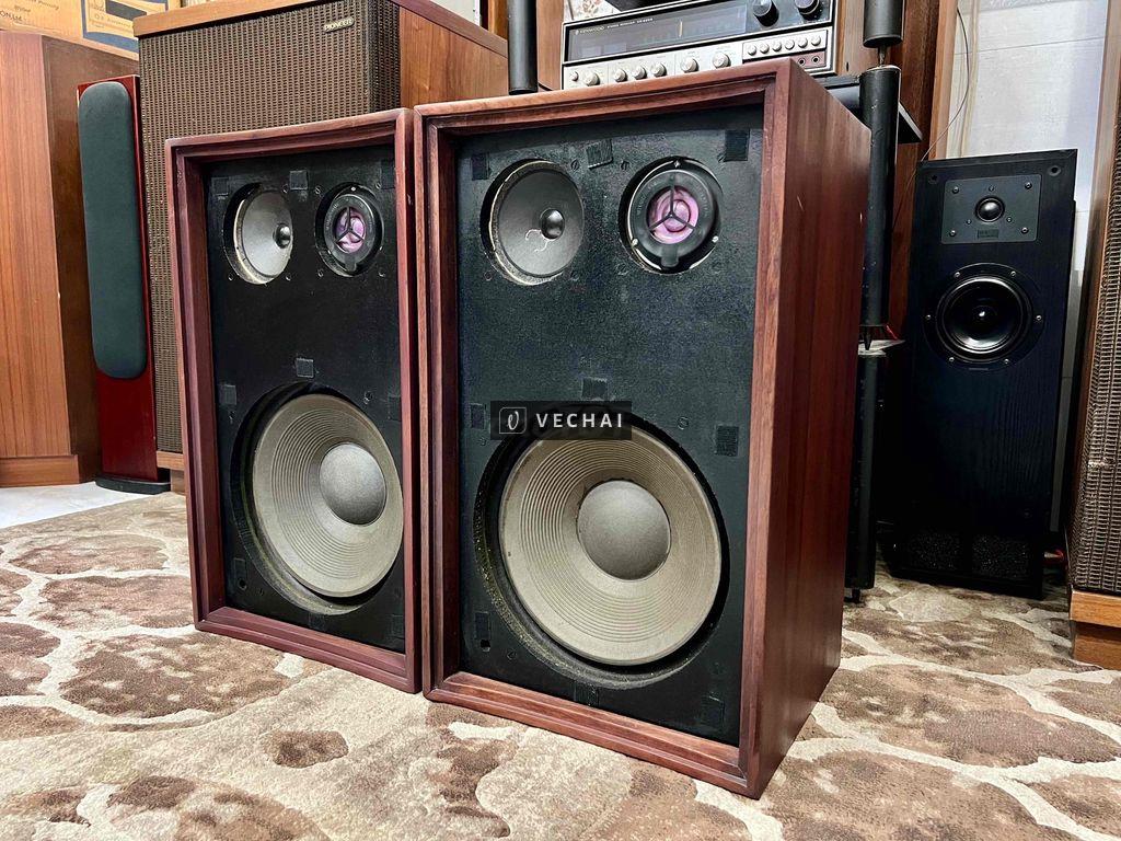 Loa Wharfedale Model W-60D