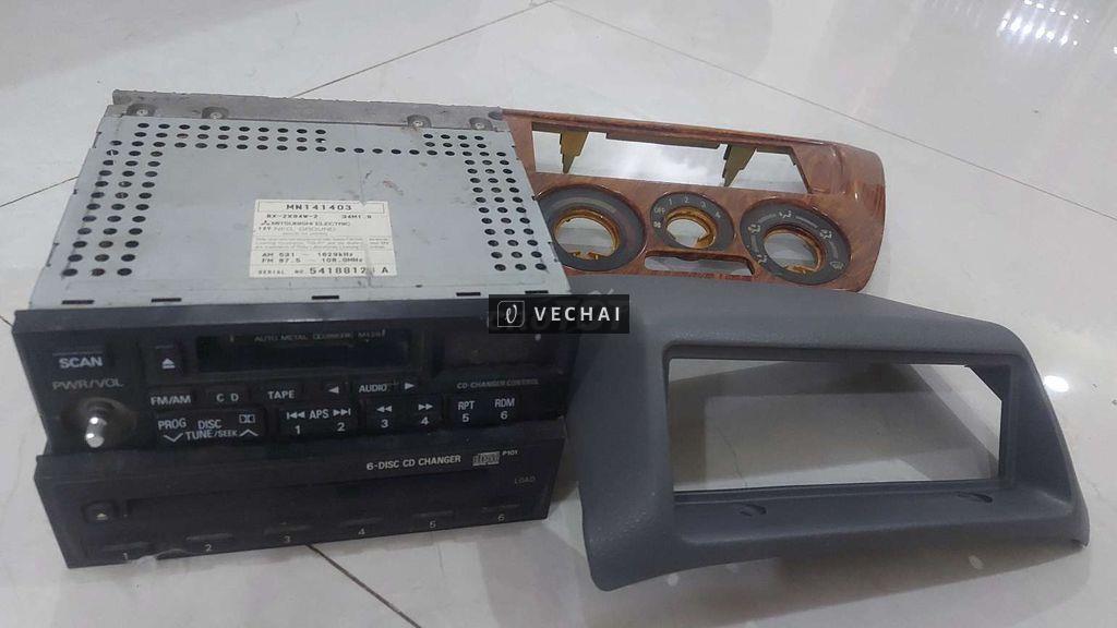 Bộ DVD zin xe Mitsubishi gala 2004 GLX