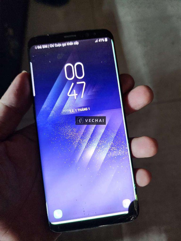 Xác samsung s8 hư màn hình . Nguồn sống