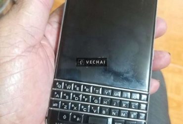 Xác điện thoại BlackBerry keyone