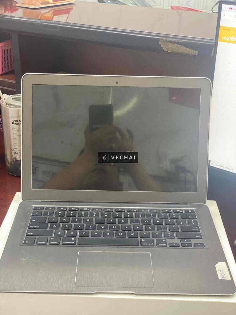 Macbook Air 13 inch 2017 core i5 mua mới đập hộp