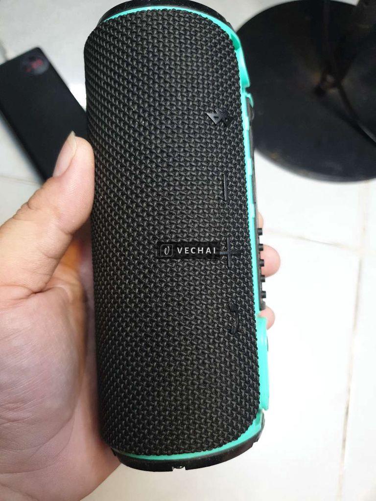 Loa bluetooth JBL flip3 như hình