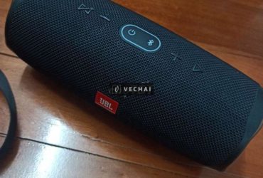 JBL charge 4 black