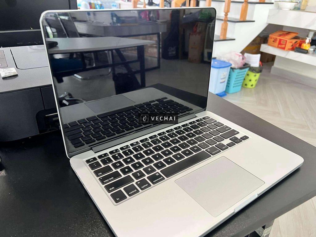 Hết tiền tiêu tết cần bán gấp máy Macbook Pro