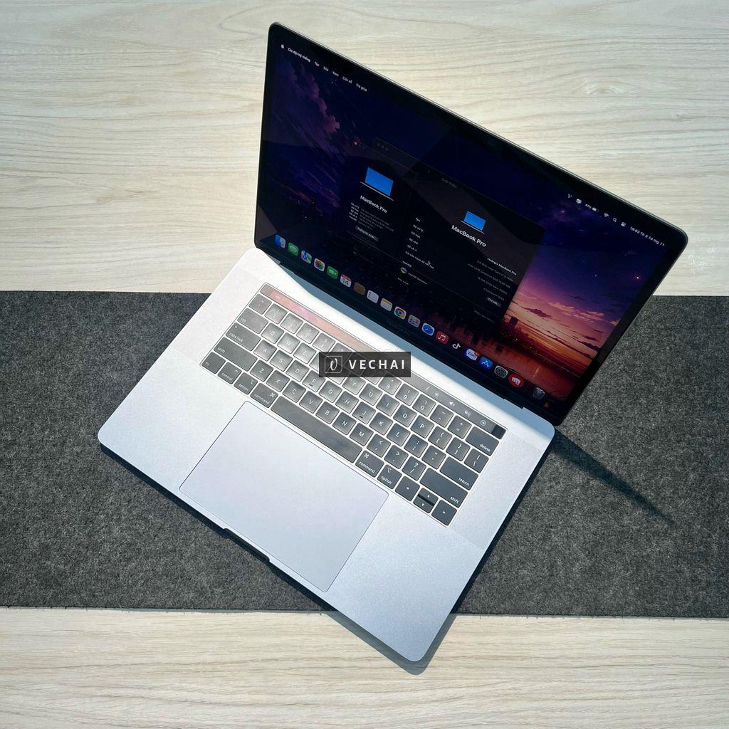 Sale – Apple Macbook Pro 2018 15 inch i7/16/512GB