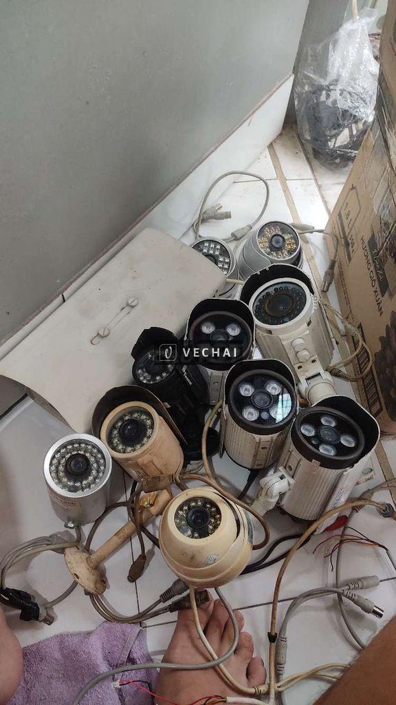 Q3,17 camera quan sát, 3 đầu ghi,nguồn, 3 thùng 4u