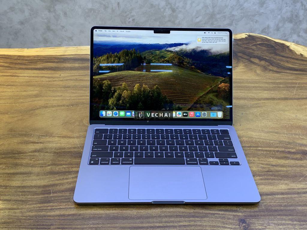 Apple MacBook Air 2022 13.6″ M2/8G/256GB likenew