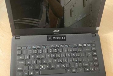 Xác lap top acer i3 mất nguồn,còn màng zin đẹp