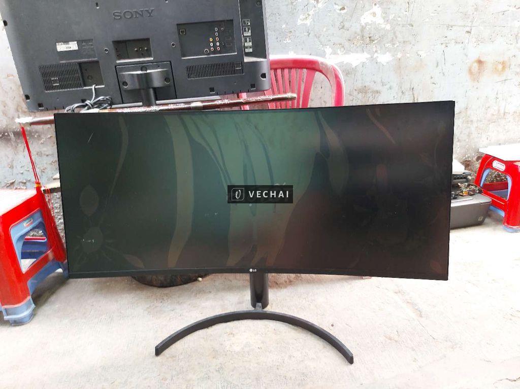 Bán xác màn hình LG 35 inch bể màn hinh.