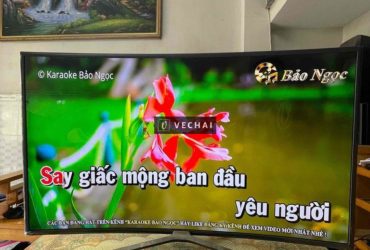 Em cần bán gấp tivi màn cong sam sung 49in 4k