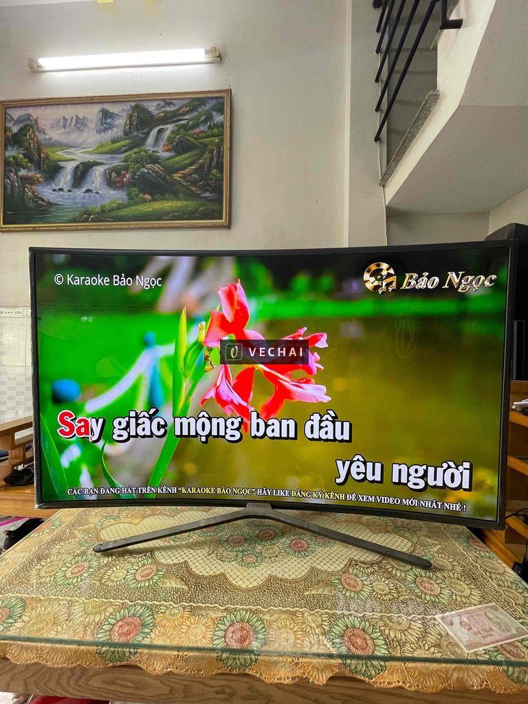 Em cần bán gấp tivi màn cong sam sung 49in 4k